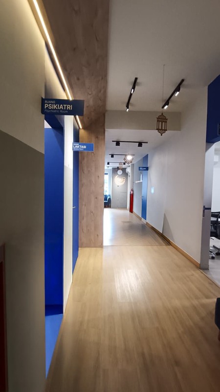 Rumah komersial cocok untuk usaha di Bintaro Jaya