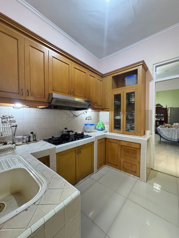 Rumah Nyaman Siap Huni di Cinere