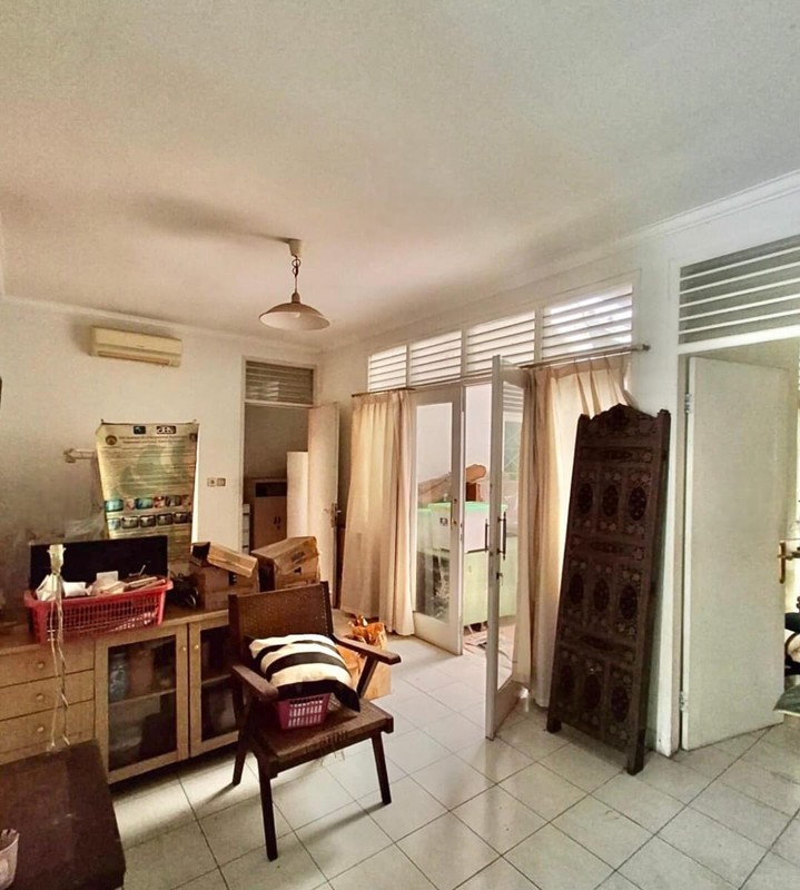 Dijual Murah Rumah Lokasi Sangat Strategis Di Gandaria, Kebayoran Baru, Jakarta Selatan