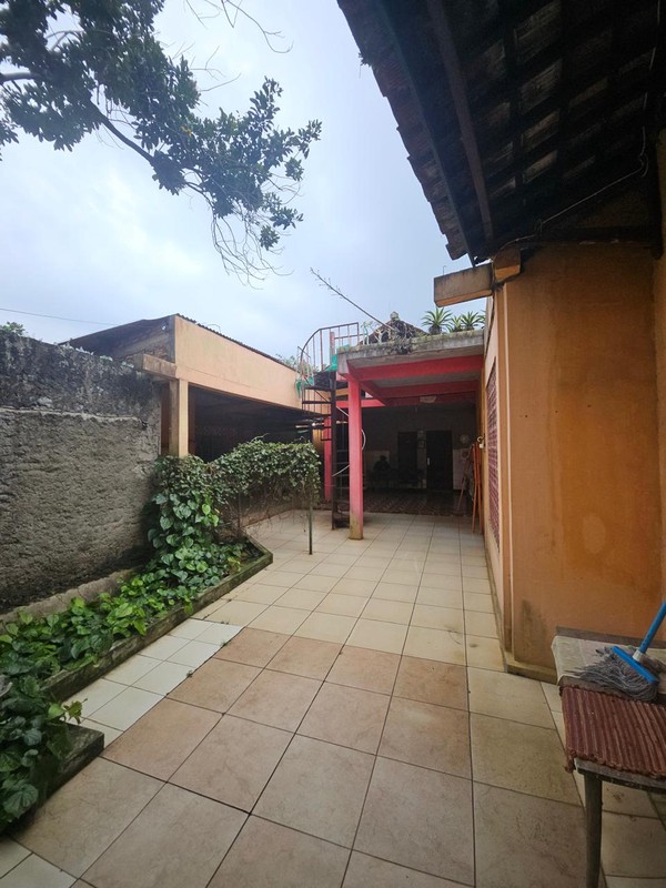 Rumah Daerah Gandoang, Cileungsi