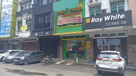 Ruko Toll Boulevard  Ruko 3 Lantai Hadap Jalan  JL. Pahlawah Seribu BSD city