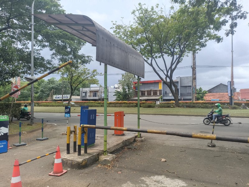 Ruko Toll Boulevard  Ruko 3 Lantai Hadap Jalan  JL. Pahlawah Seribu BSD city