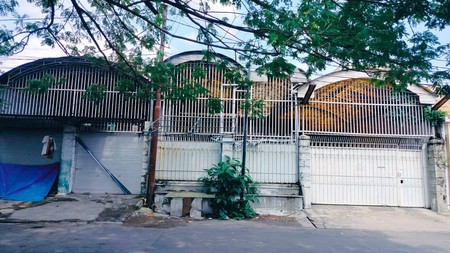 Rumah Dijual/Disewakan Jalan Nias Wonokromo Surabaya Selatan 