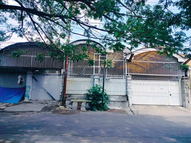 Rumah Dijual/Disewakan Jalan Nias Wonokromo Surabaya Selatan 