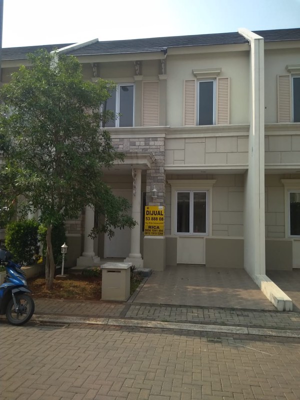 Rumah Standard Rapih Assana Vanya park BSD city 