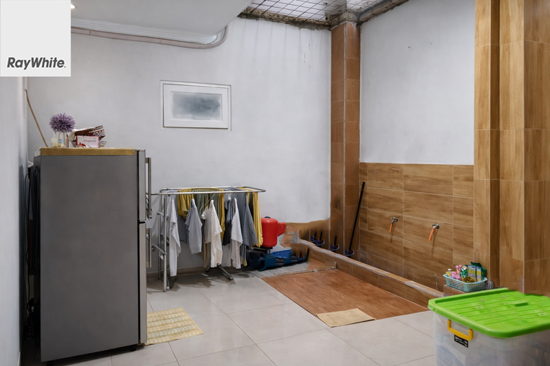 FOR SALE Rumah 2 Lantai Kebon Baru Tebet Jakarta Selatan