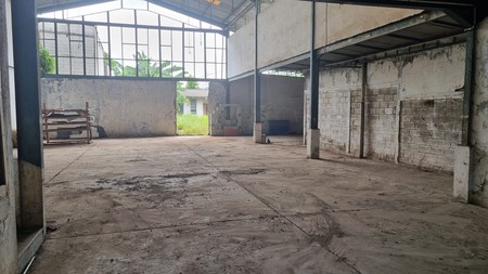 Gudang Workshop di Narogong Bantar Gebang Bekasi, Masuk Kontainer