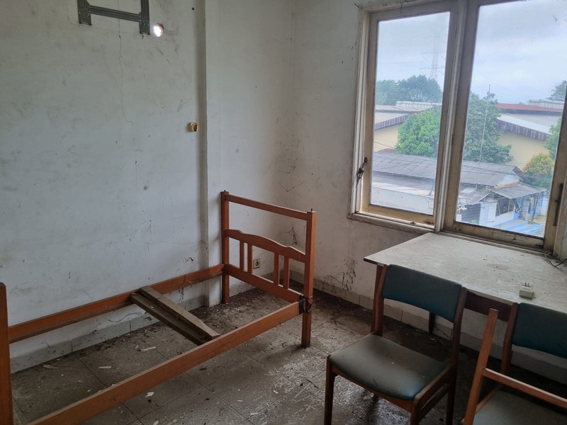 Gudang Workshop di Narogong Bantar Gebang Bekasi, Masuk Kontainer