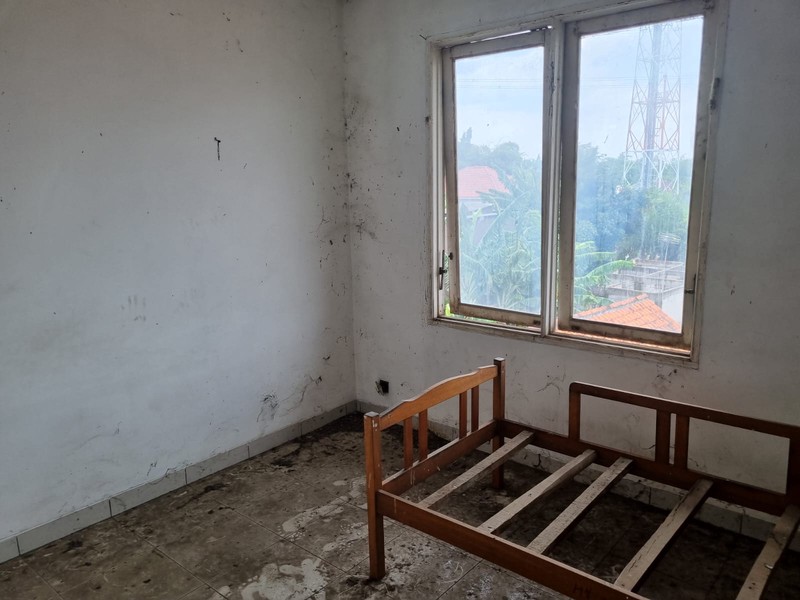 Gudang Workshop di Narogong Bantar Gebang Bekasi, Masuk Kontainer