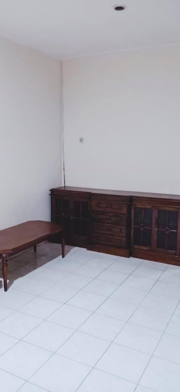 Rumah 1 Lantai, Siap Huni dalam Perumahan, Keamanan 24 Jam di Bintaro 