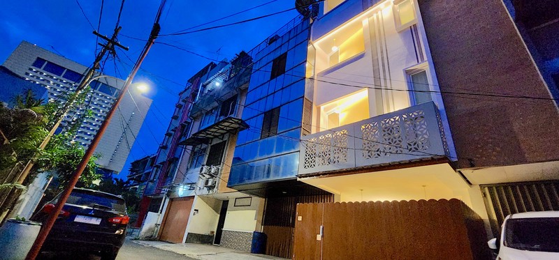 Dijual  Rumah Kost Strategis di Hasyim Ashari, Jakarta Pusat 