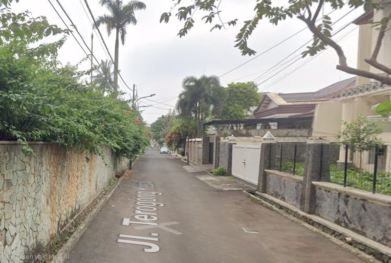 Rumah Siap Huni di Pondok Indah - Harga Super Competitive!