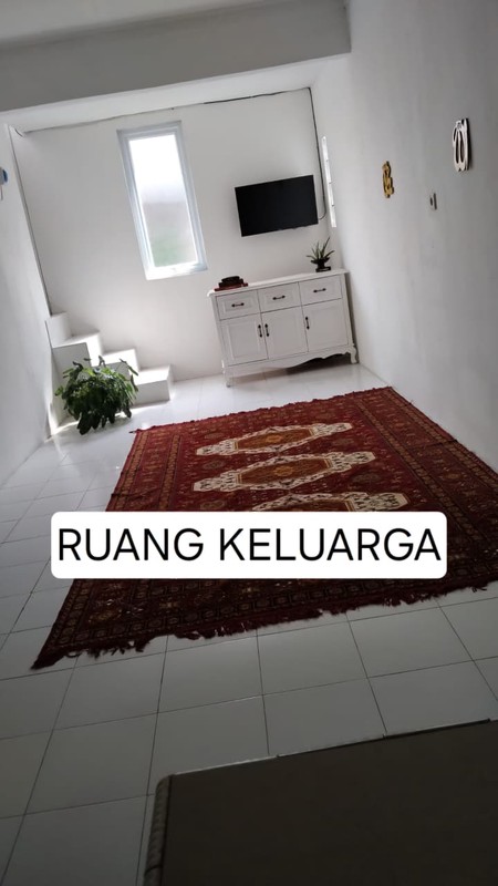 Langka!! Rumah 2 Lantai SHM Dekat MRT di Pondok Pinang - Lebak Bulus, Jakarta Selatan - Harga 700 Juta