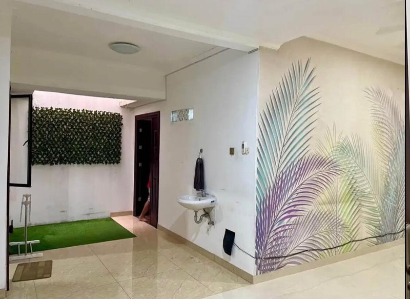 Rumah Luas di Emerald Residence Bintaro LT 242 m²