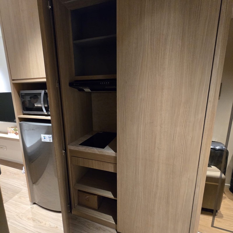 DIJUAL APARTEMEN STUDIO DI PLACE ANTASARI DGN POOL VIEW & LOW FLOOR UNIT.