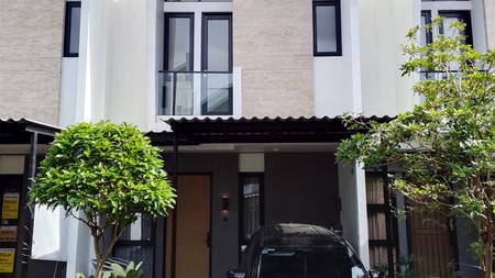 Rumah rapi siap huni di Provence Suite BSD