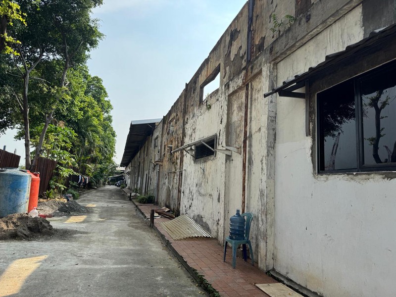 Gudang Cocok untuk Pabrik Industri atau pergudangan di Jl. Daan Mogot Batu Ceper 