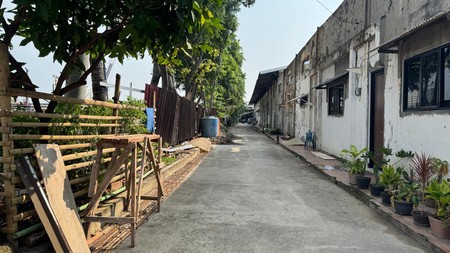 Gudang Cocok untuk Pabrik Industri atau pergudangan di Jl. Daan Mogot Batu Ceper 