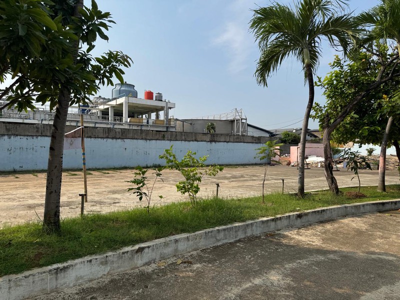 Gudang Cocok untuk Pabrik Industri atau pergudangan di Jl. Daan Mogot Batu Ceper 