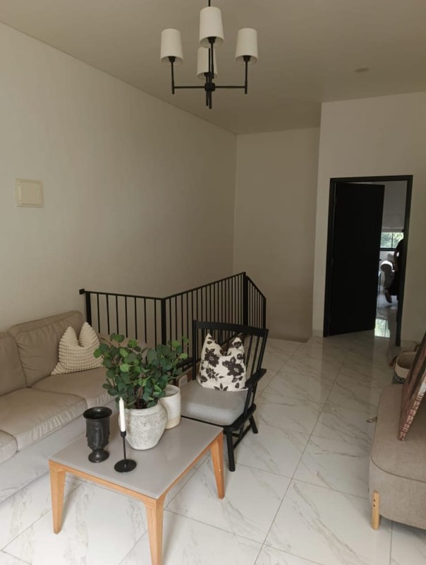 Turun Harga rumah siap huni rapi, furnished di Neo Catalonia BSD