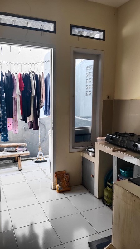 Ruko Siap Untuk Usaha Di Kota Wisata, toll Nagrak