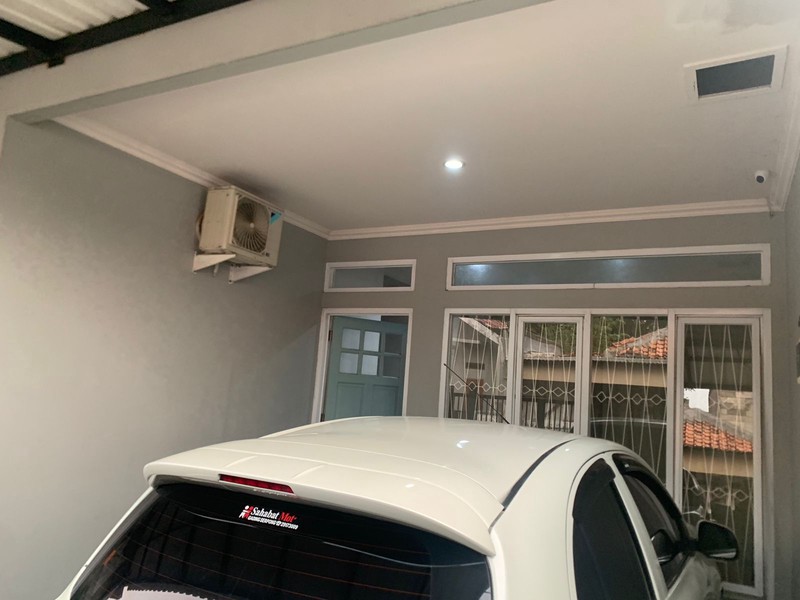 Rumah Minimalis Siap Huni Lokasi Strategis Ada Carport dan Pond @Ciledug