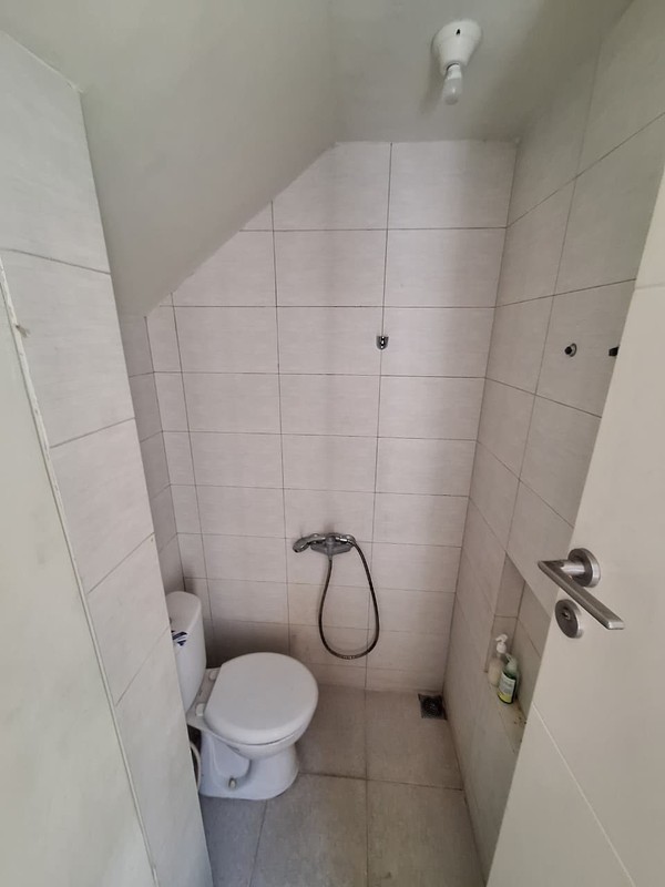 Dijual Rumah Minimalis - North West Lake