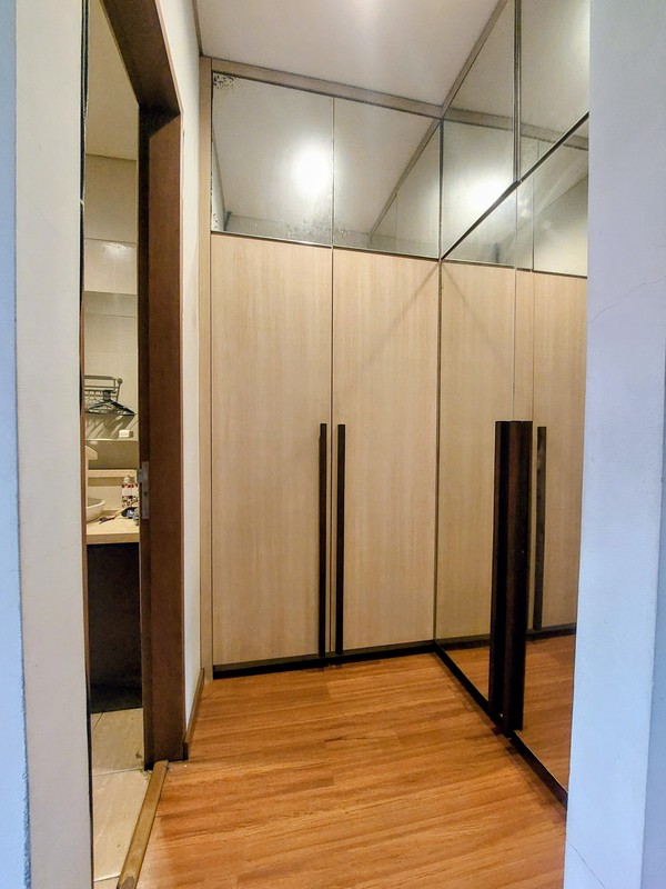 Dijual Cepat! Rumah SHM di Jakarta Selatan | 3+1 KT 3+1 KM | Carport 2 Mobil | Siap Huni