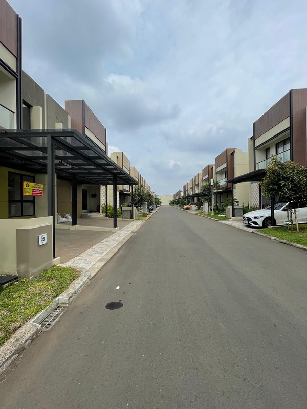 Rumah baru Cluster Carson Selatan Summarecon Serpong