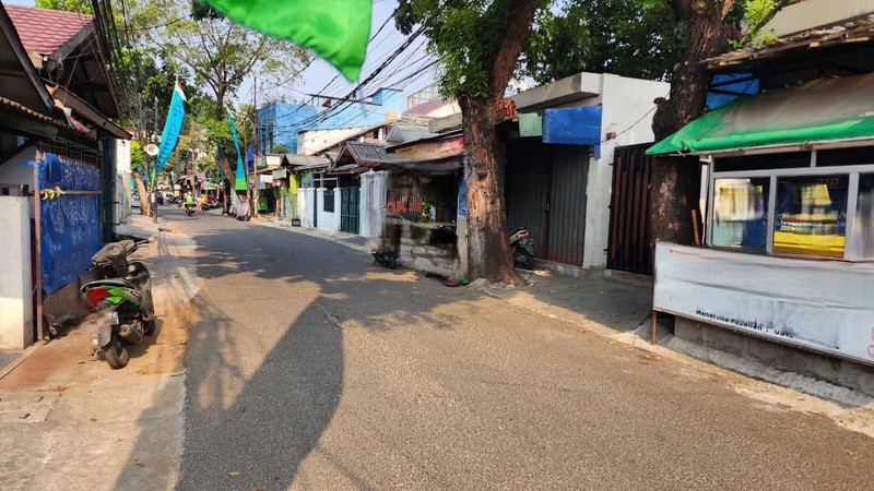 Rumah Strategis di Daerah Pancoran Jakarta Selatan dengan Akses 2 mobil