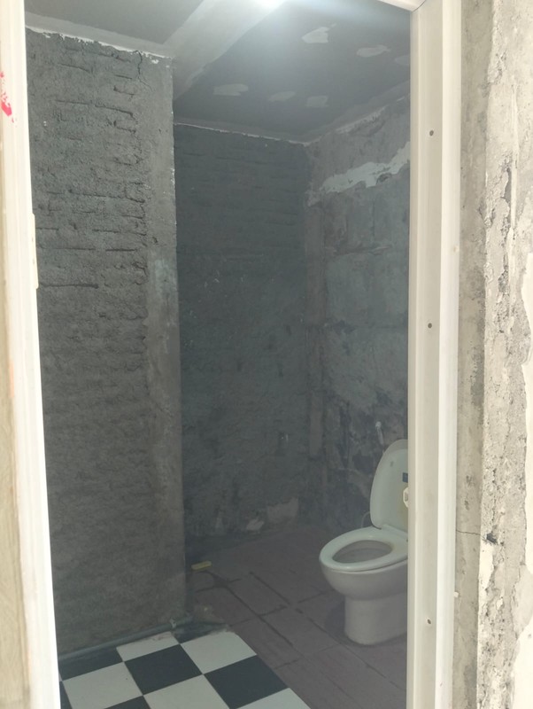 Di Sewakan Rumah Usaha Strategis Raya Rungkut Asri Utara Surabaya Timur