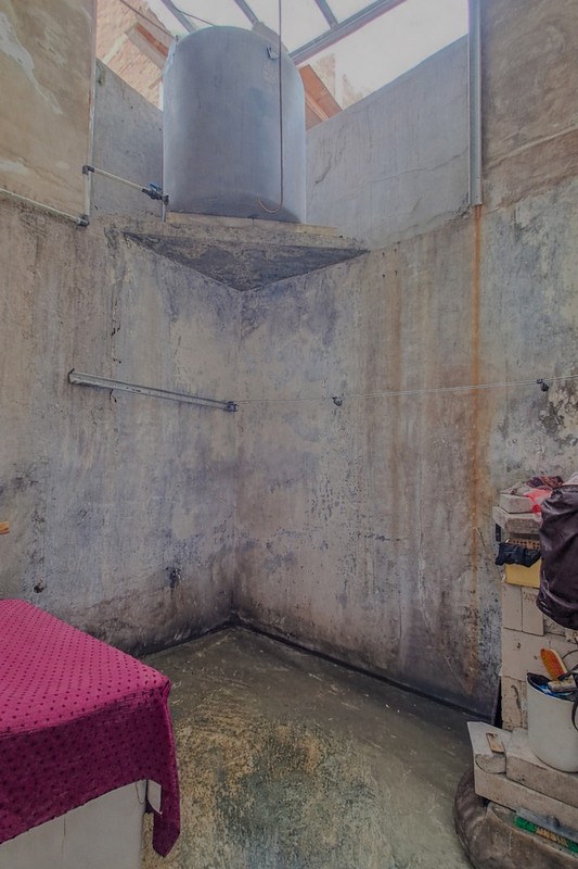 Rumah Kost Bergaya Klasik Yang Berlokasi Sangat Strategis Di Kebon Kacang, Tanah Abang, Jakarta Pusat