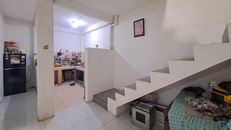 Rumah Kost Bergaya Klasik Yang Berlokasi Sangat Strategis Di Kebon Kacang, Tanah Abang, Jakarta Pusat