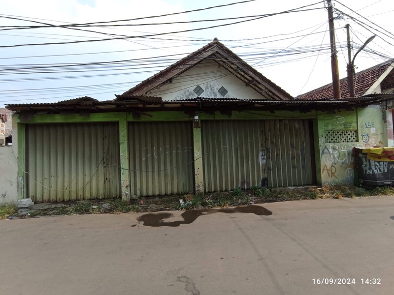 Dijual Rumah dengan Hunian Nyaman dan Lokasi Strategis @Ciputat