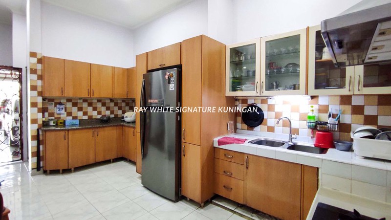 Rumah Mewah di Komplek Peruri Dekat Kawasan Premium Permata Hijau