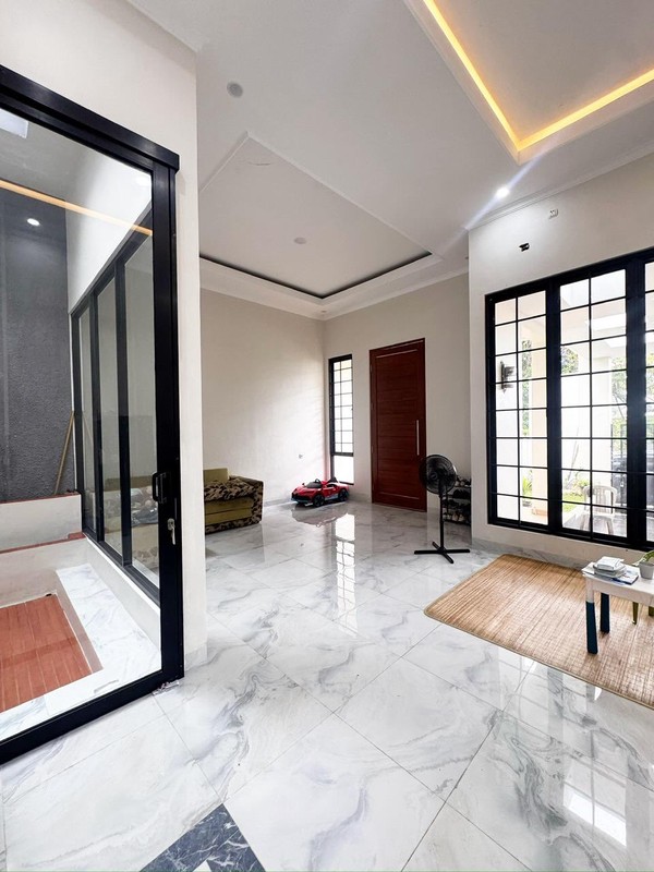 Rumah Strategis di Villa Melati Mas Serpong