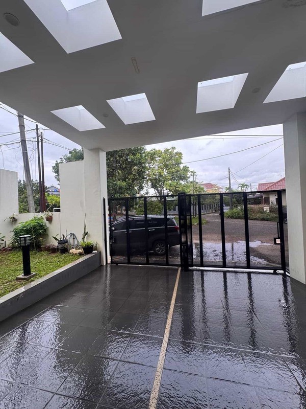 Rumah Strategis di Villa Melati Mas Serpong