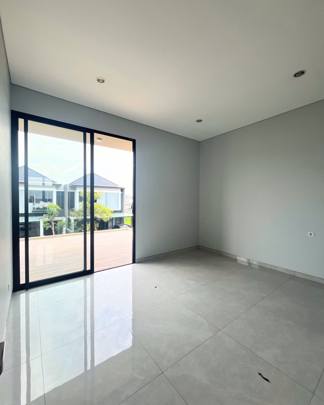 Rumah Dijual Baru Citraland Woodland Surabaya Barat