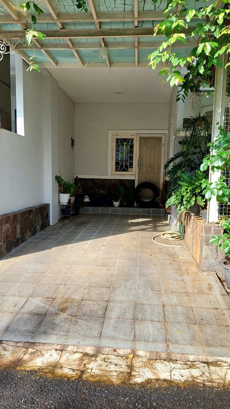 Rumah 2 Lantai Nyaman & Modern untuk Keluarga di Puri Bintaro Tangerang Selatan