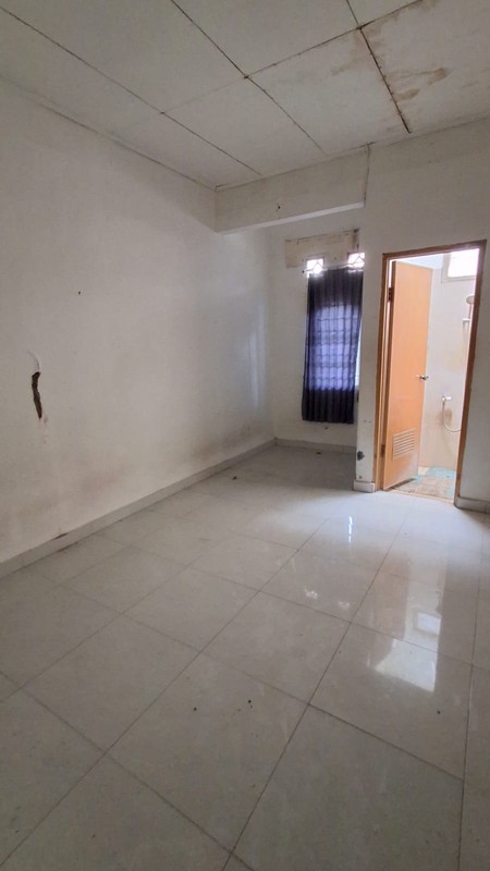 Dijual Rumah Posisi Hoek Lokasi Strategis Di Jl. Cendrawasih Raya, Bintara, Kota Bekasi