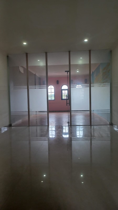 RUKO di Lokasi sangat strategis dengan traffic sangat tinggi