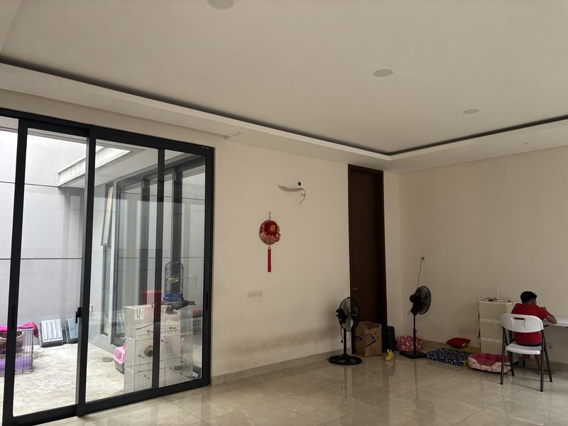  Rumah Atherton 3 Lantai di Kota Wisata 