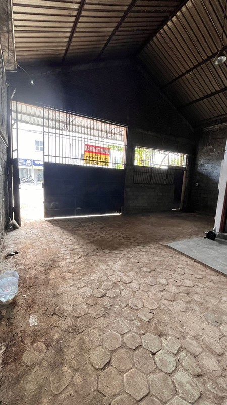 Disewakan Gudang Premium Selangkah ke Terminal Condongcatur, Depok, Sleman.