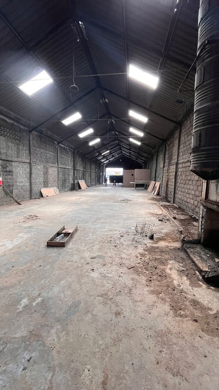 Disewakan Gudang Premium Selangkah ke Terminal Condongcatur, Depok, Sleman.