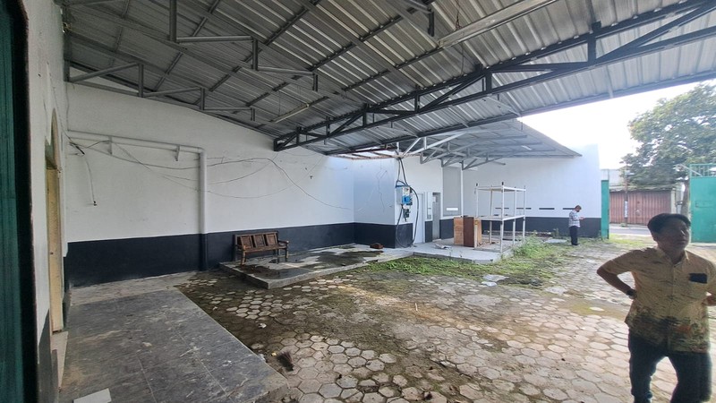 Disewakan Kantor/Gudang di Berbah Sleman Area Luas, Listrik Besar & Akses Mudah