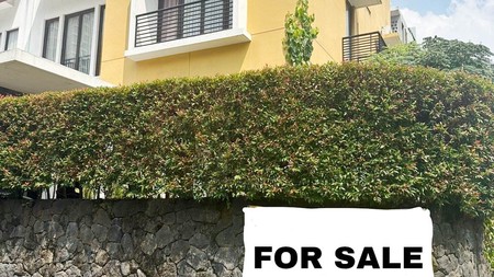 Rumah Sudut Semi Furnished 2 Setengah Lantai di Jl Veteran Raya, Bintaro, Pesanggrahan, Jaksel