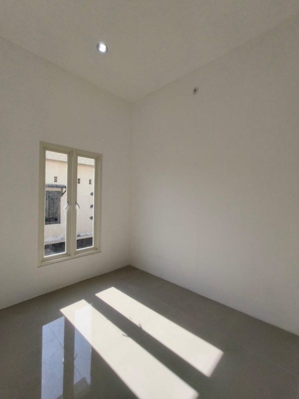 Jual Rumah Baru Karang Klumprik Wiyung Hanya 900 juta