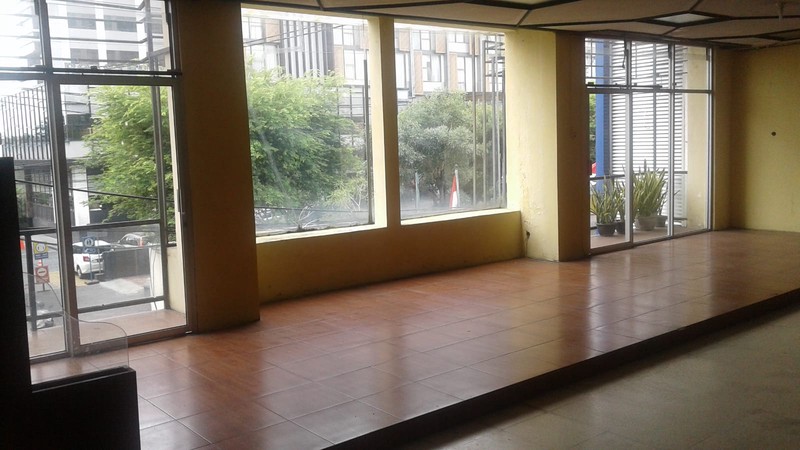 Ruko Premium 3 Lantai + Rooftop di Tengah Kota Jogja, Cocok Untuk Bisnis, Dekat Stasiun Tugu & Malioboro