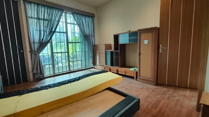 Rumah Nuansa Tropis di Vila Cinere Mas, Nyaman dan Aman