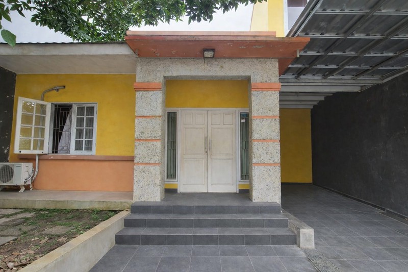 RUMAH di Lokasi yang sangat Strategis di Cluster Tropikana Cikarang Baru Jababeka Residence